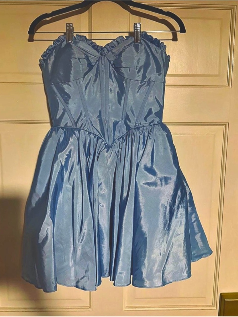 Blue Strapless Satin Party Dress women’s 4
